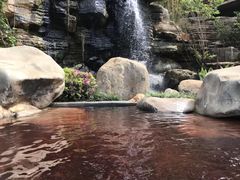 -七彩云南古滇温泉山庄