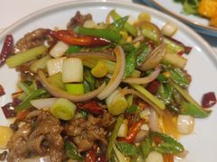 -犇逸·乐山跷脚牛肉·四川现炒(览海店)