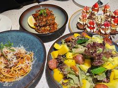 草莓忌廉华夫饼-BE BRIGHT KITCHEN(正佳广场店)