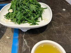 -瓦国小镇·果木烤鸭·融合菜(西口店)