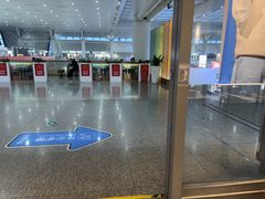 -麦当劳(上海虹桥站30B检票口楼上)
