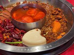 番茄养生鸳鸯锅-谭鸭血老火锅(漳州路店)