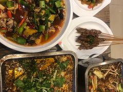 -范二妹独特烧烤夜宵城(宜宾总店)