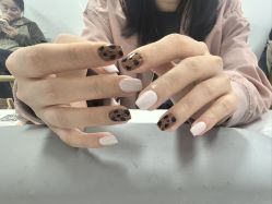 -尤米一站式美甲美睫