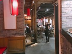 -红九格老火锅(三峡广场店)