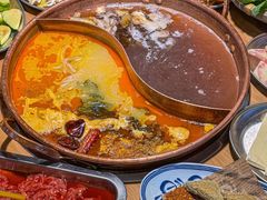 -洱火云南酸菜牛肉火锅(石景山当代商城店)