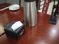 -湖南人家湘菜馆(镇江路店)