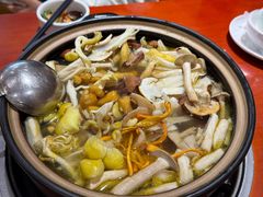 -菌之家·专业纯野生菌火锅·特色炒菌
