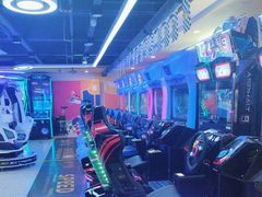 -爱玩嘉年华(江北一店)