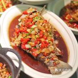 辣椒炒肉吃不烦，就是有点费米饭