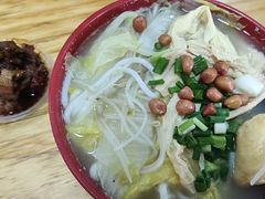 -明记砂煲美食(人民北路四十号大院店)