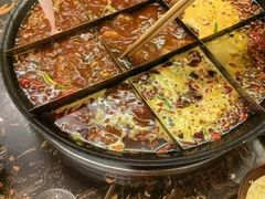 -艾嬢七八九老火锅(37年李子坝店)