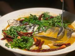 山茶油丹江大鱼头-清水亭湖北菜(大屯DT51店)