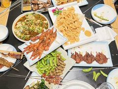 -鸿宇海鲜烧烤(红海新区店)