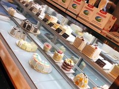 -焙丽拾光(麦凯乐直营店)