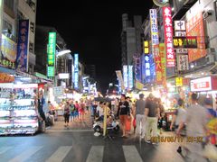 六合夜市街头-六合夜市