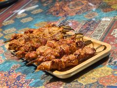 -乡村馕坑肉·烧烤·新疆菜·本地人更爱吃(阿勒泰首店)