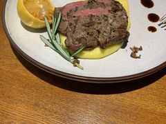 -JINNS锦时 steak&pizza(浸信会礼拜堂旧址店)