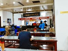 -牛一嘴·兰州牛肉面·大盘鸡(财富中心店)