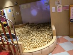 -奈尔宝·儿童乐园·亲子餐厅(前滩店)