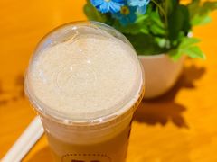 椰芸朵朵拿铁-COSTA COFFEE(上海五玠坊店)