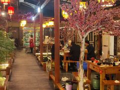 大堂-三道苗苗鱼·美蛙黄辣丁(八里店)