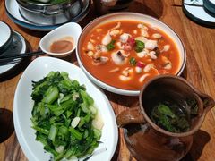 -老滇山寨•云南特色菜•地方菜•民族风情歌舞表演(金碧店)