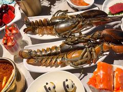 -雍容荟帝王蟹活龙虾展台自助(IFS黑金店)