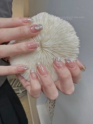 -DAZZLING BEAUTY美甲•美睫专门店