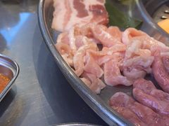 -哈哈碳都·牛肋条无限自助烤肉(台江万达店)