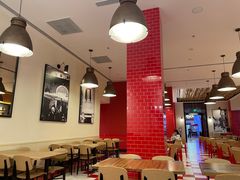 -城市大道红炉披萨烘焙坊