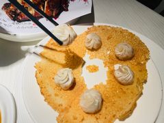 蜂窝拇指汤包-玉满堂·湖北融合菜