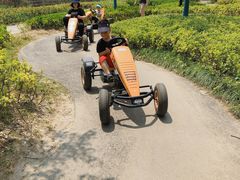 -季高兔窝窝亲子园(上海薰衣草公园店)