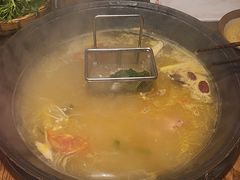 -巴卤社老火锅(财富店)