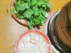 -郭婆婆疯子鸡·土货江湖菜馆
