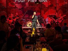 -FOUR PLAY BAR