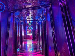 -好乐迪(张扬路八佰伴店)