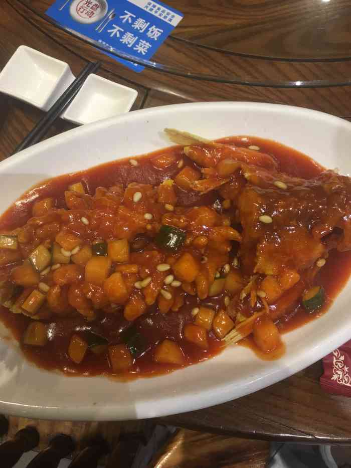 东海湾海鲜楼-"老板娘特别热情 菜很新鲜 价格也公道 .