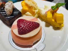 -松咖啡自助餐厅·松北香格里拉