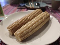 -香巴拉云南餐厅(华莱坞店)