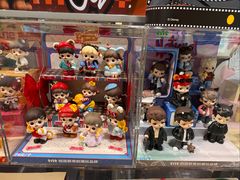 -泡泡玛特POPMART(上海环球港店)