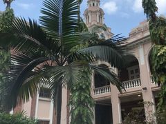 -香港大学