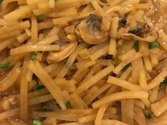 -浩运·海鲜青岛菜·海胆水饺(石老人店)