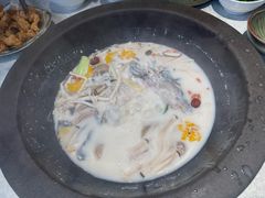 菌菇汤锅底-鲜潭蒸汽石锅鱼(五道口购物中心店)