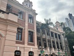 -香港大学