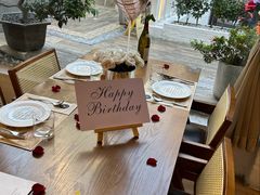 -Mark&Mars Restaurant