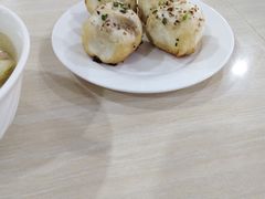 -老西白点心店