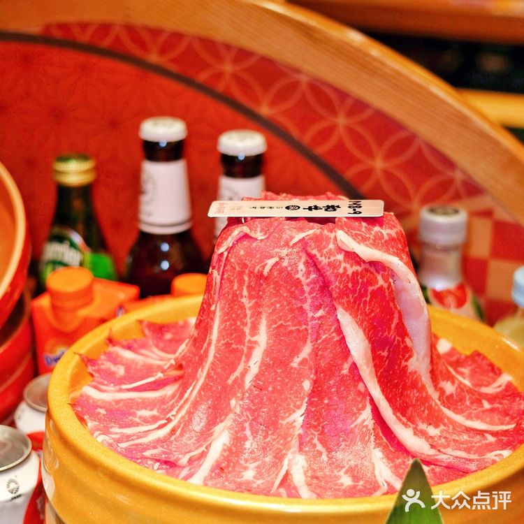 冬天就是要来吃热气腾腾的寿喜锅!