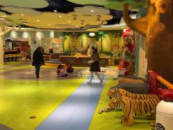 -MELAND CLUB亲子乐园•派对(虹桥万象城店)