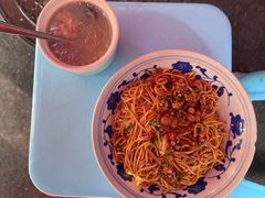 皮蛋肉饼汤-小罗子汤店(大士院总店)